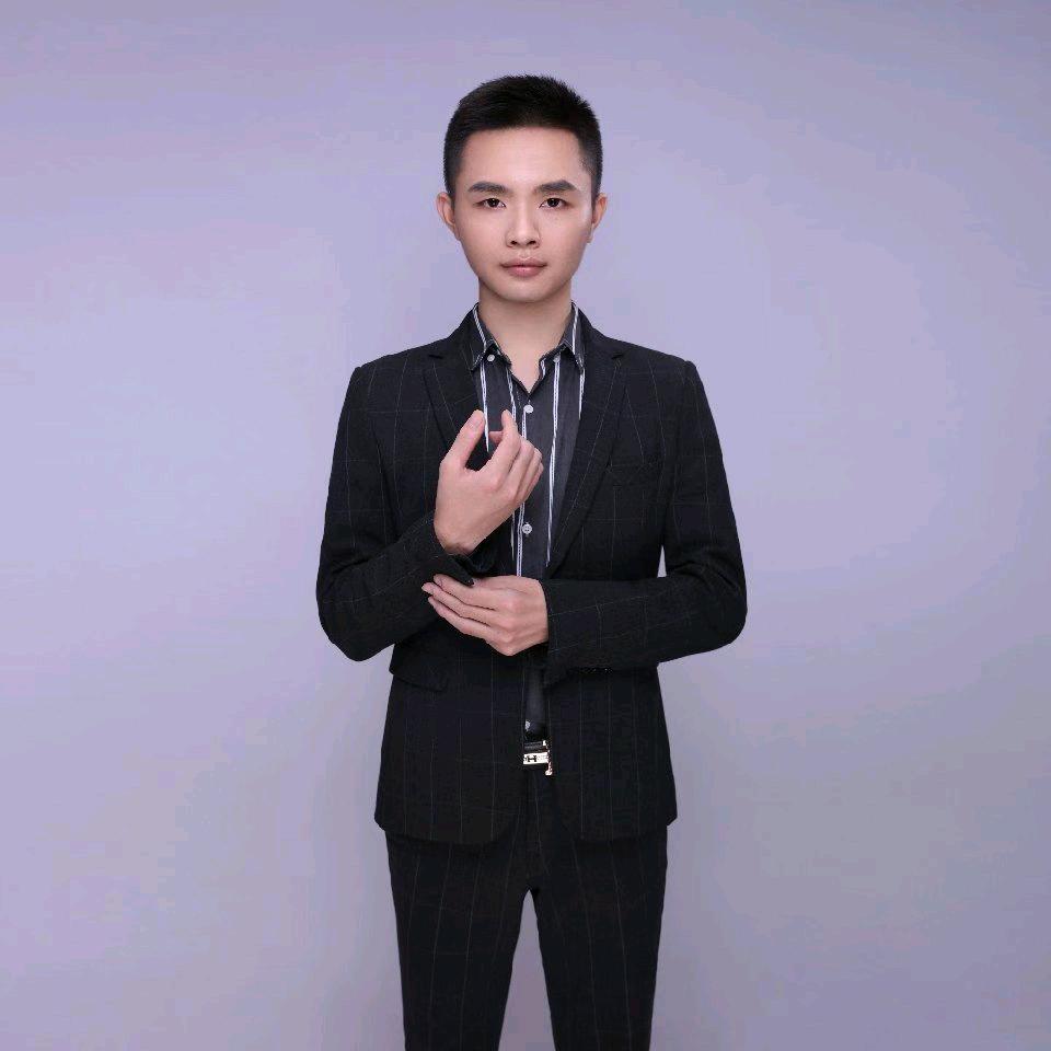 融晟  文化