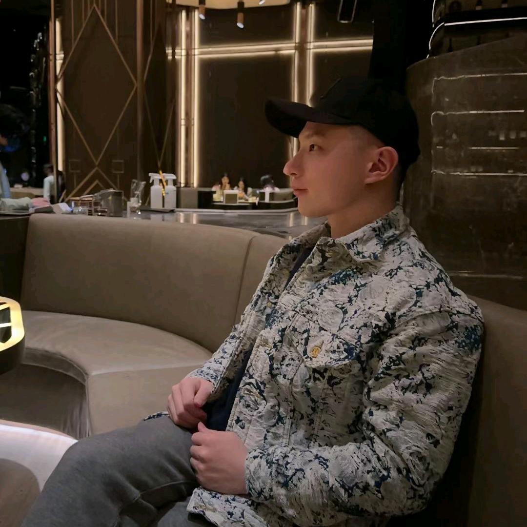 🦄   惠老师 🐝