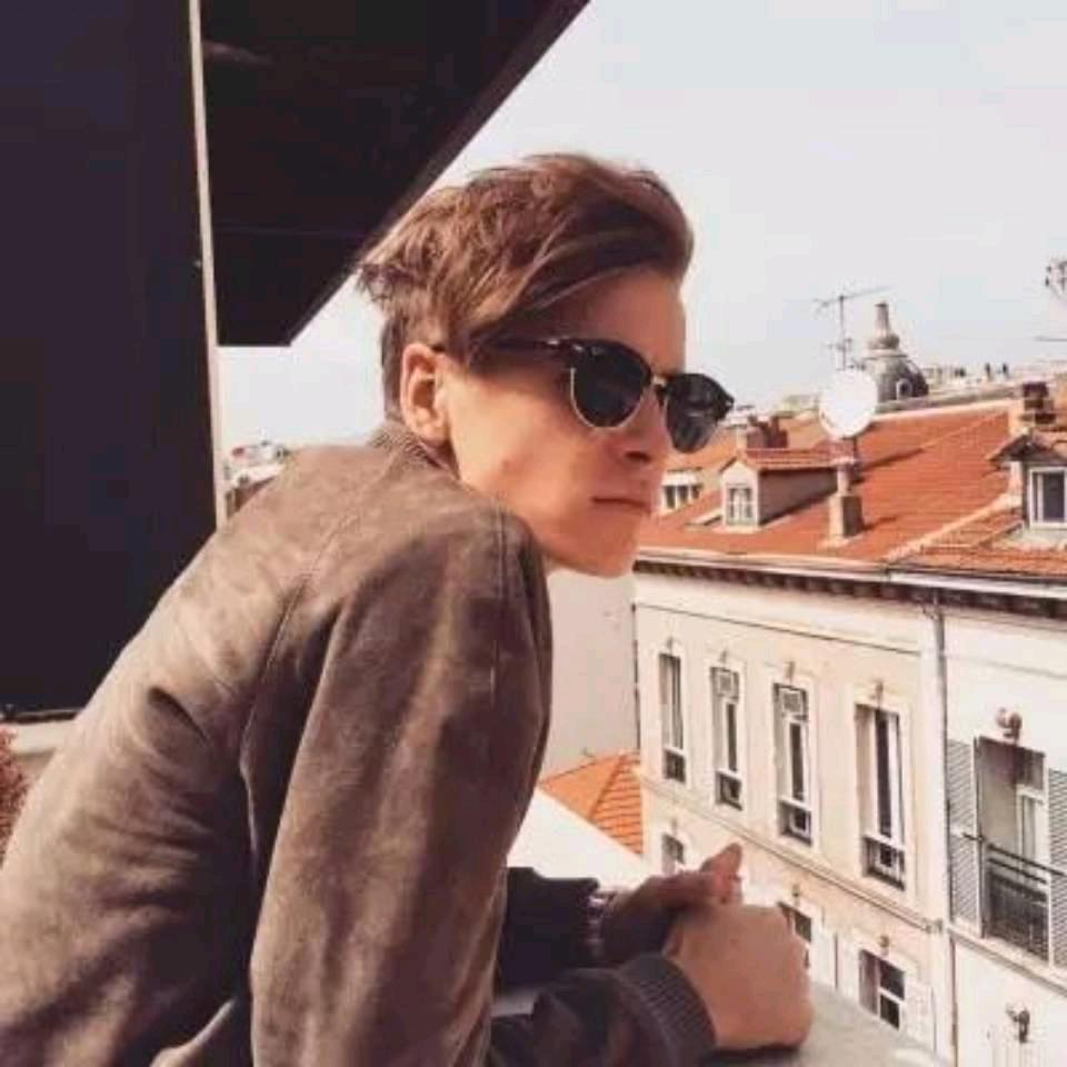 相逢一笑泯恩仇