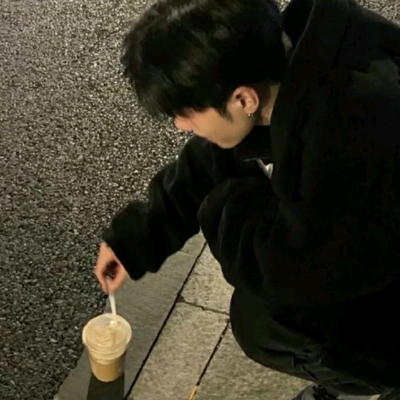 杨昆( ͡ _ ͡°)ﾉ⚲ ♫