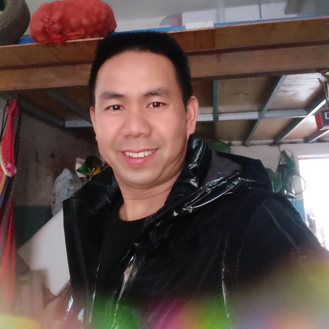 大量回收;水果筐,废铁,塑料