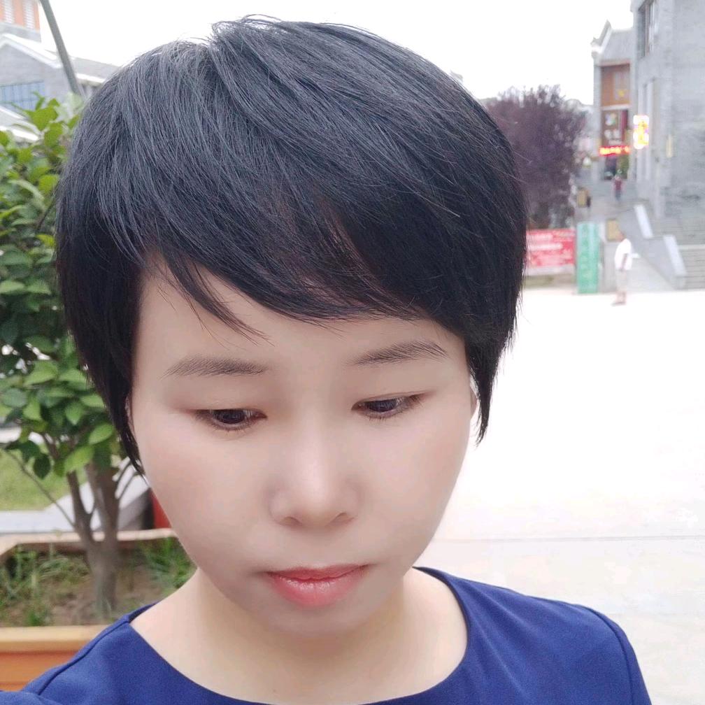 乐亿姐