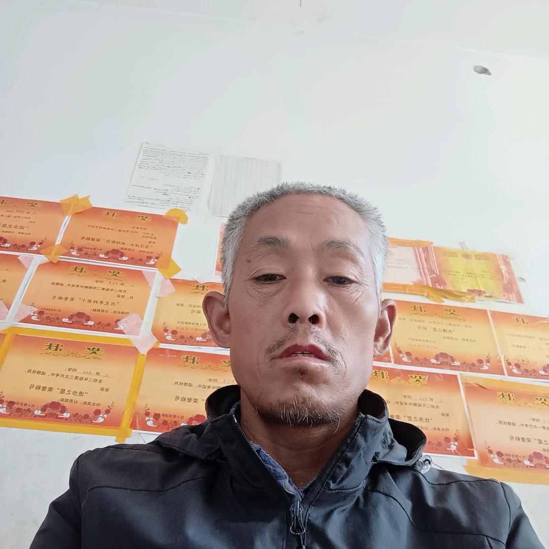 杏园村：李立强