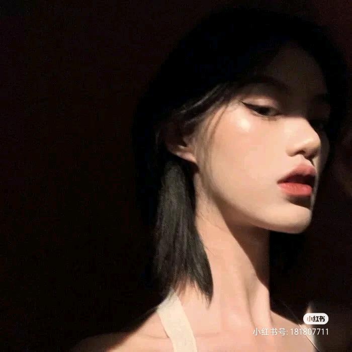 性感小蟑螂