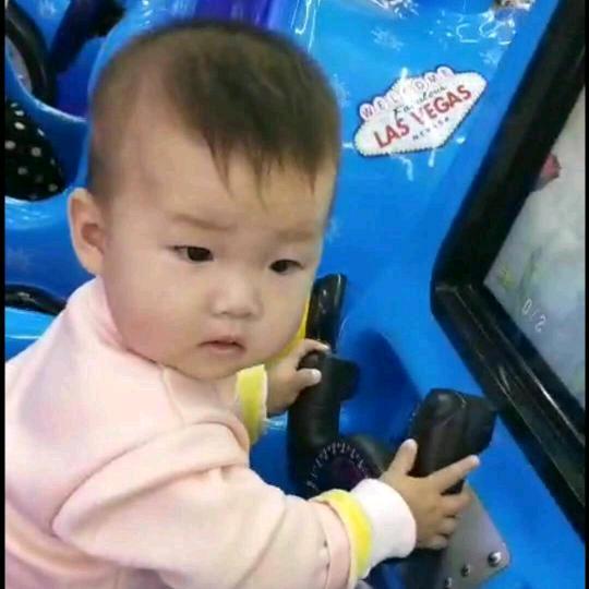 陈敏，