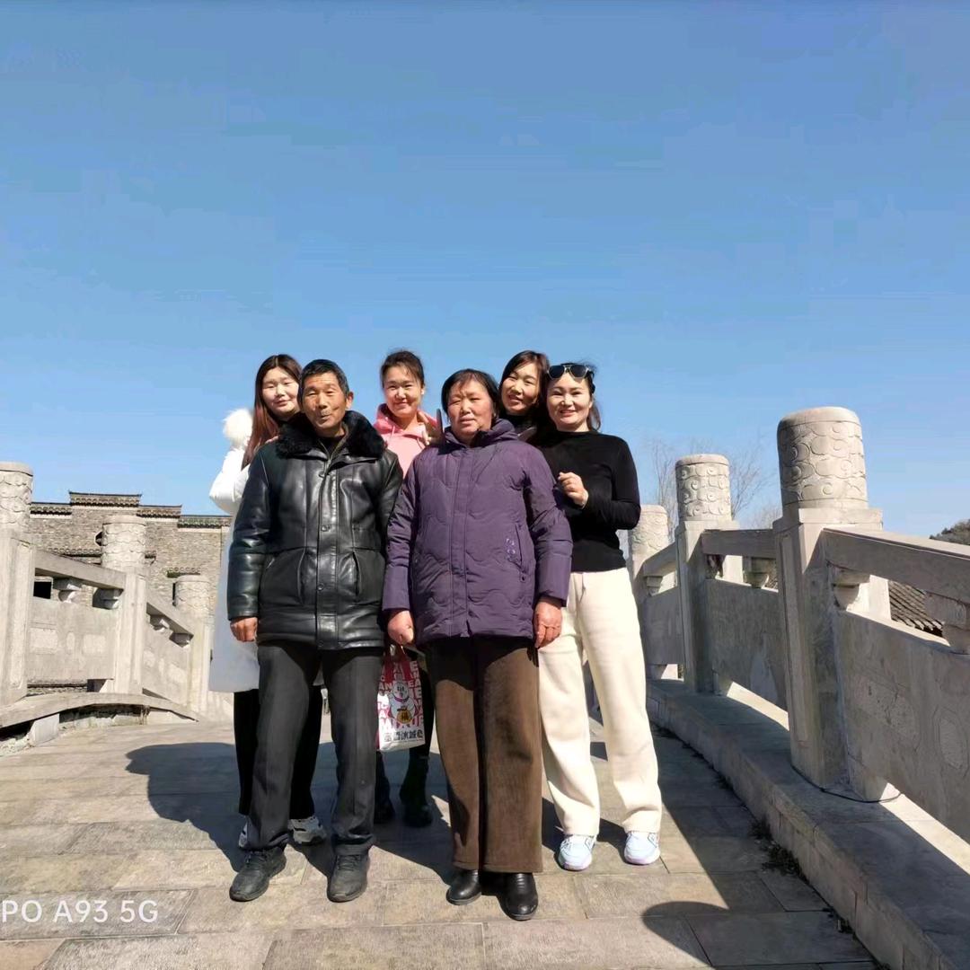 。刘，。