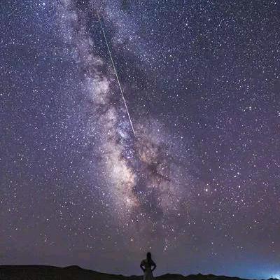 星辰大海奔赴而来