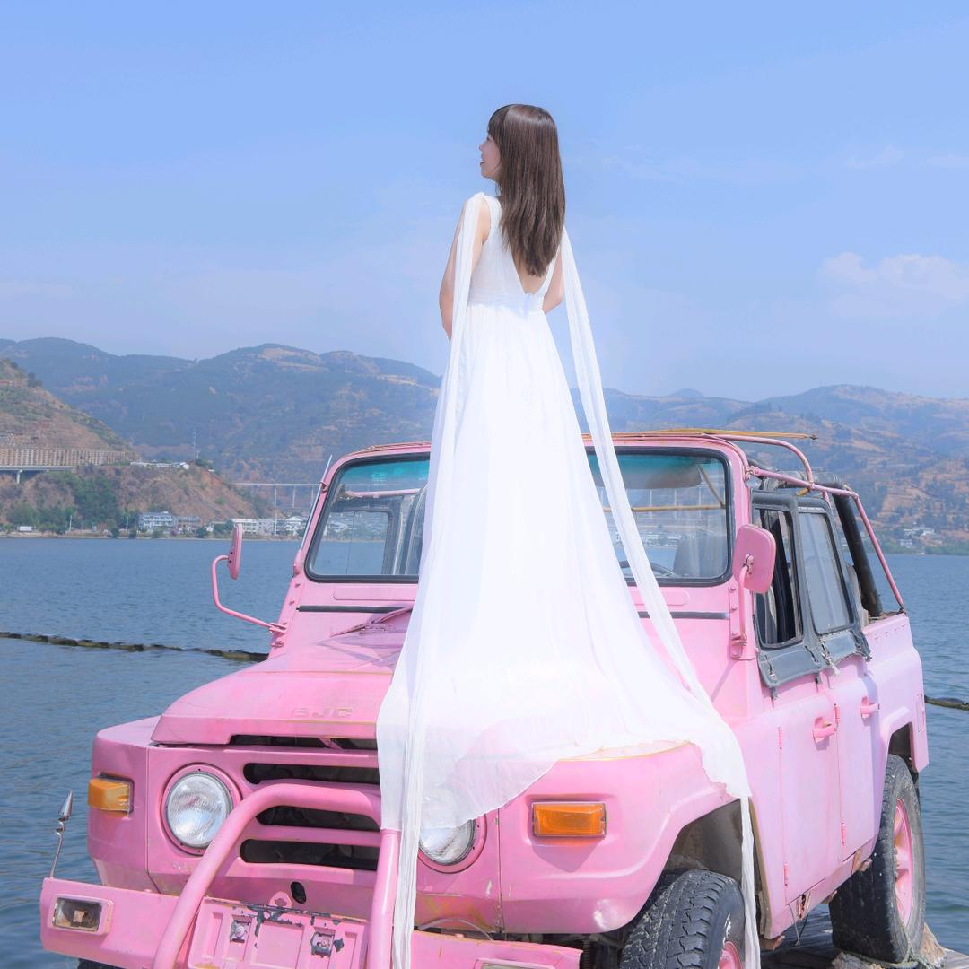 爱笑的英子👧