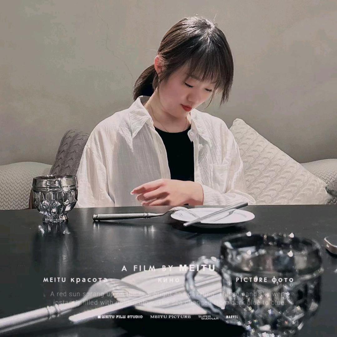 捧花🌹🌹的人