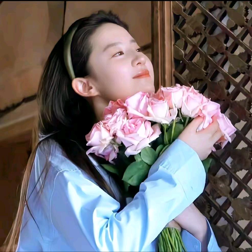 瑶瑶肚肚打雷了