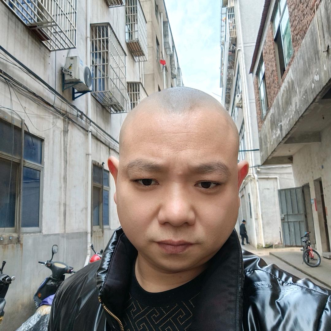 小卢