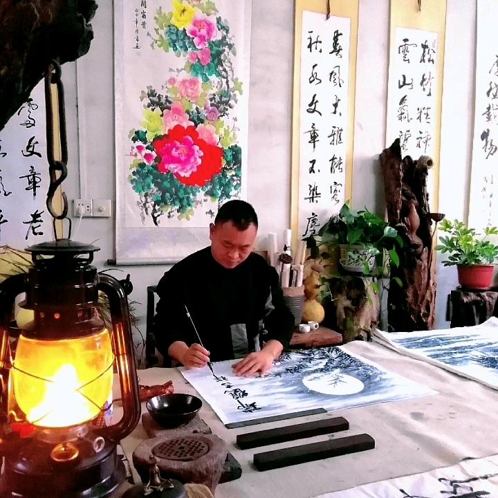 万茂新旧货岗旗八里湾店