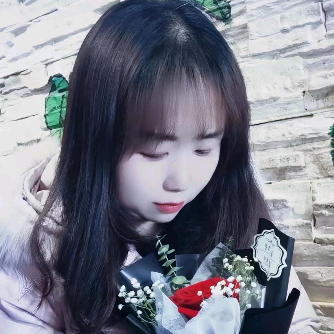 LᎭₑ钟意你టᥫᩣ༠°