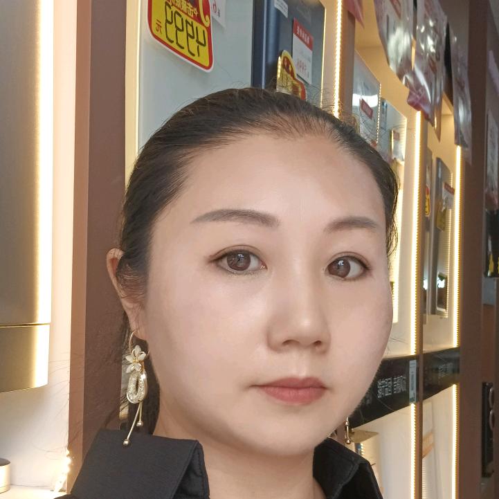 兴文万和电器尹姐