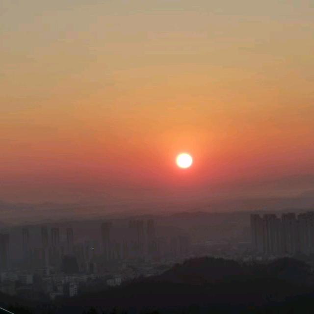 华帅榉木套房家具邱芳