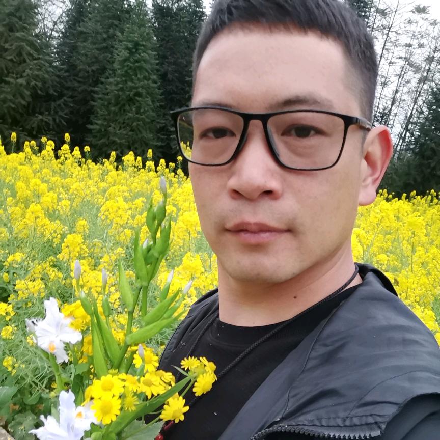 凃国亮，戏里戏外都是乐