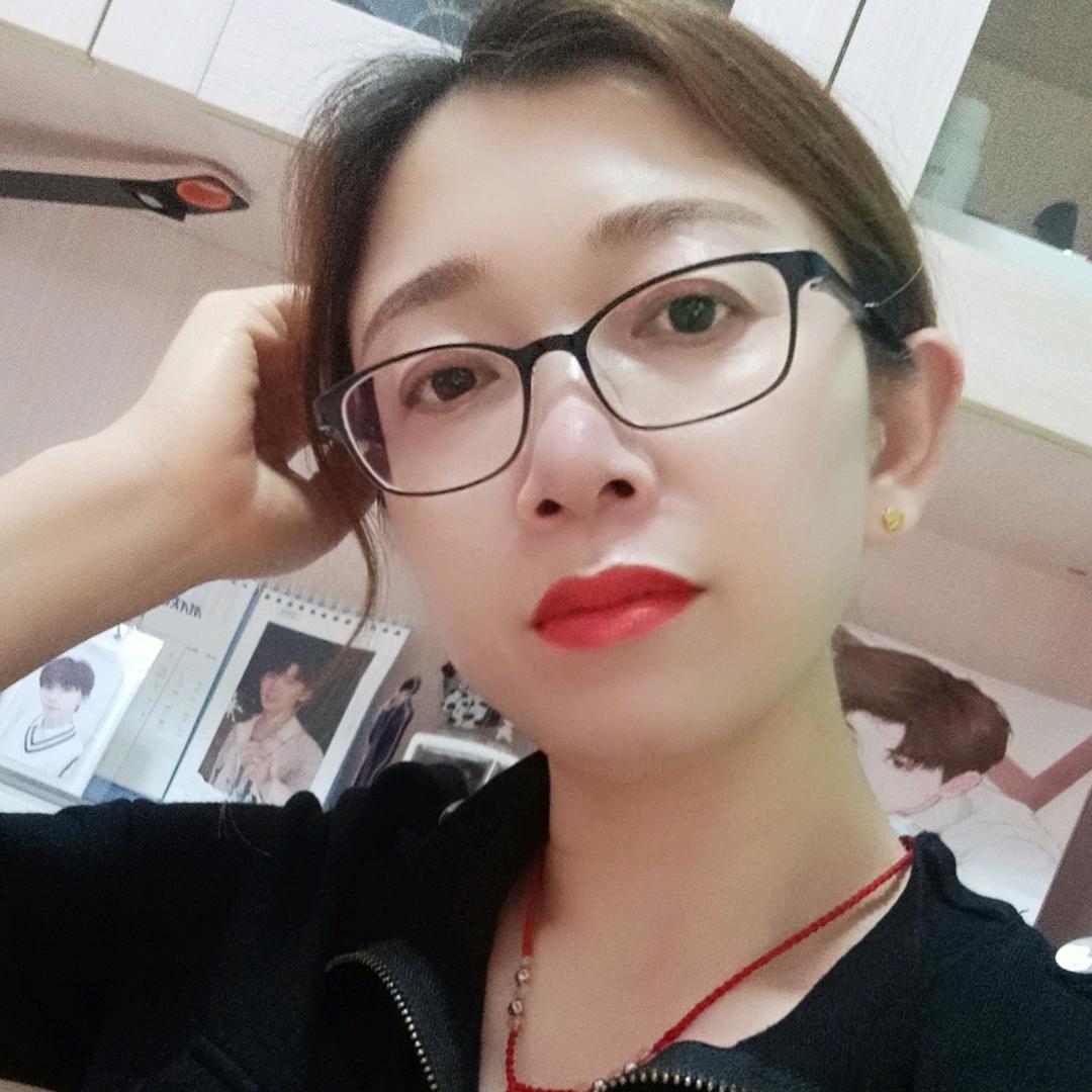 蔡姐一家人