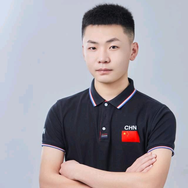 财经大学游泳馆 张练