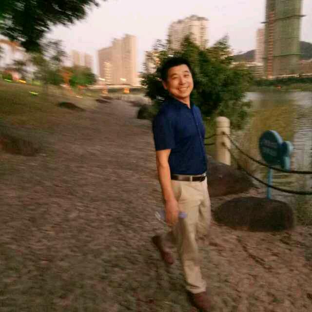 阿龙