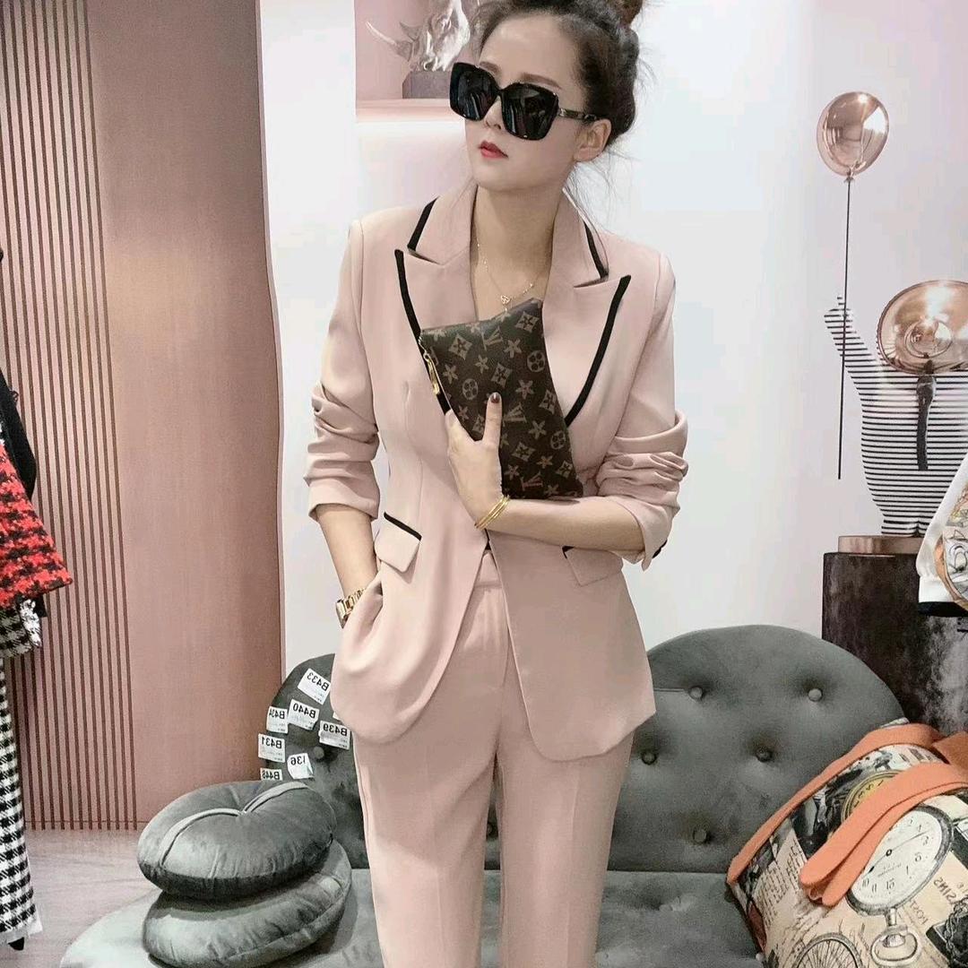 小掌柜服装设计工作室个体店深圳轻奢女装