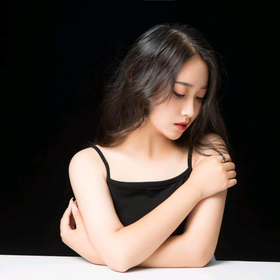 小張.