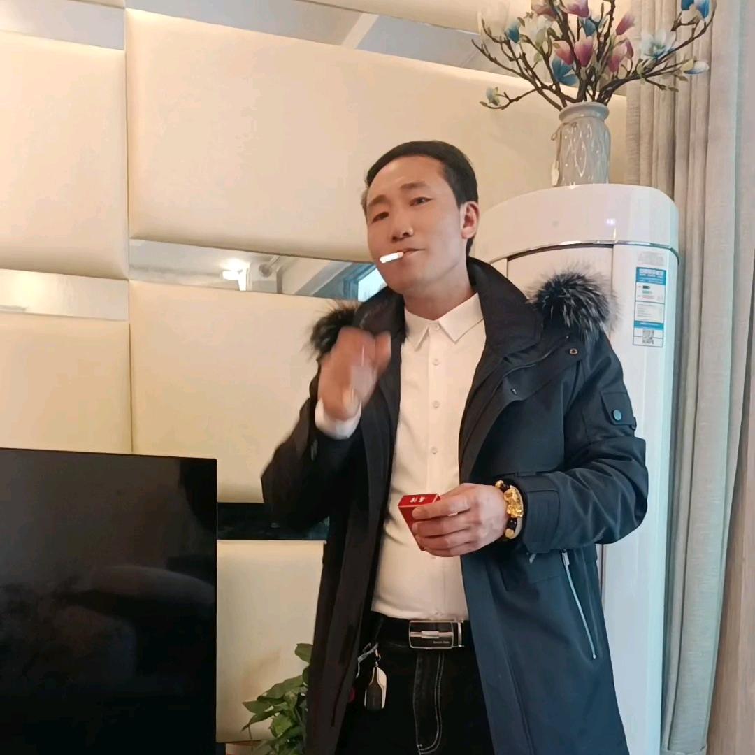 刘洪：