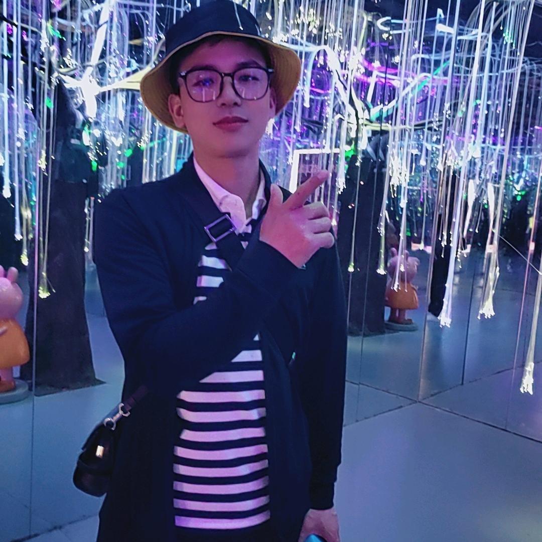 爱不释手🌞             \
