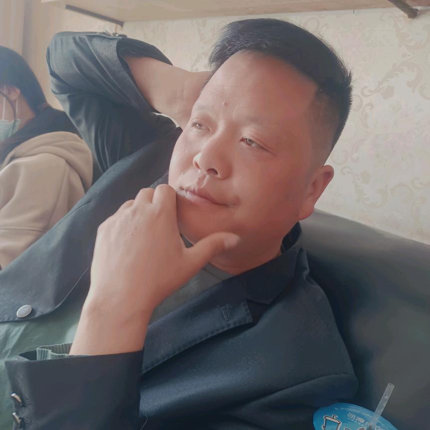 大蒜龙哥