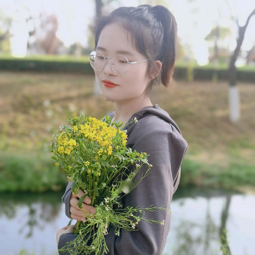 毛 毛