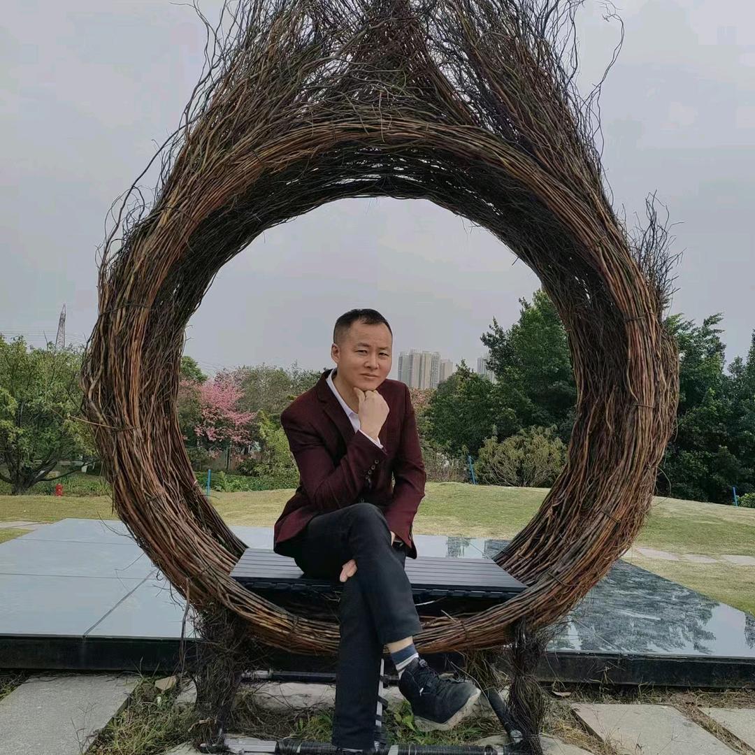 @张辉