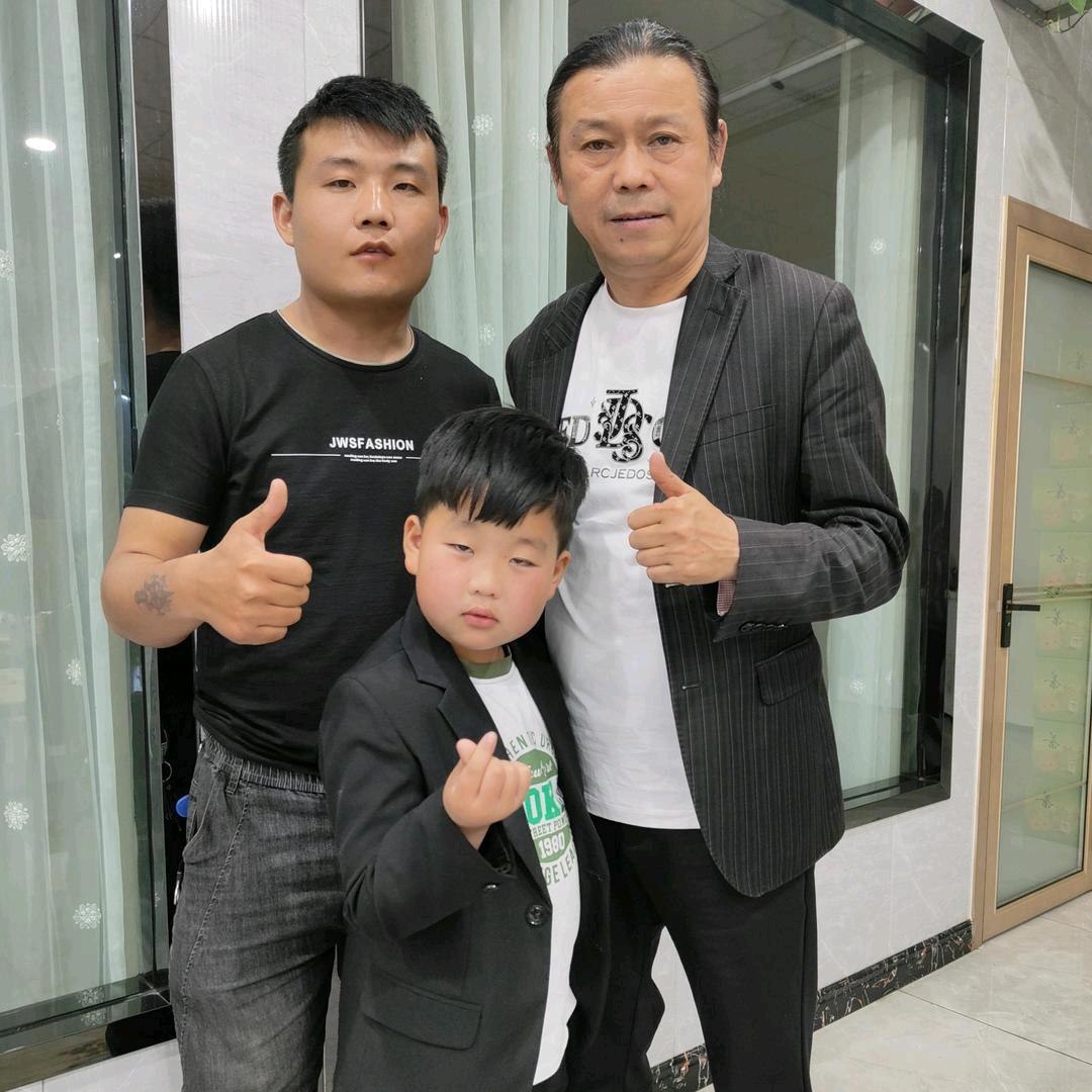 高陵烟斗哥🔥《付飞社团队》