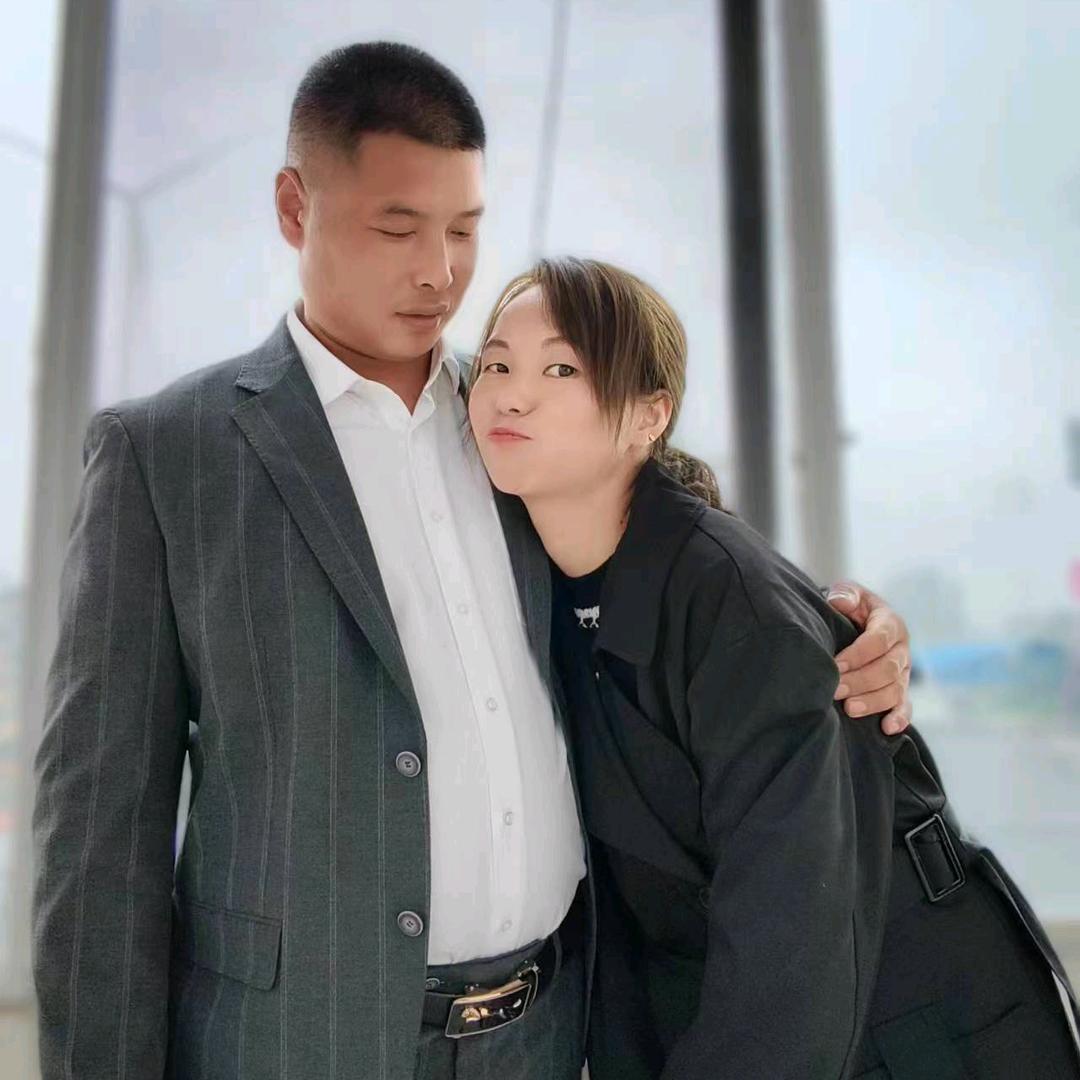 全系拆车件      雷哥。