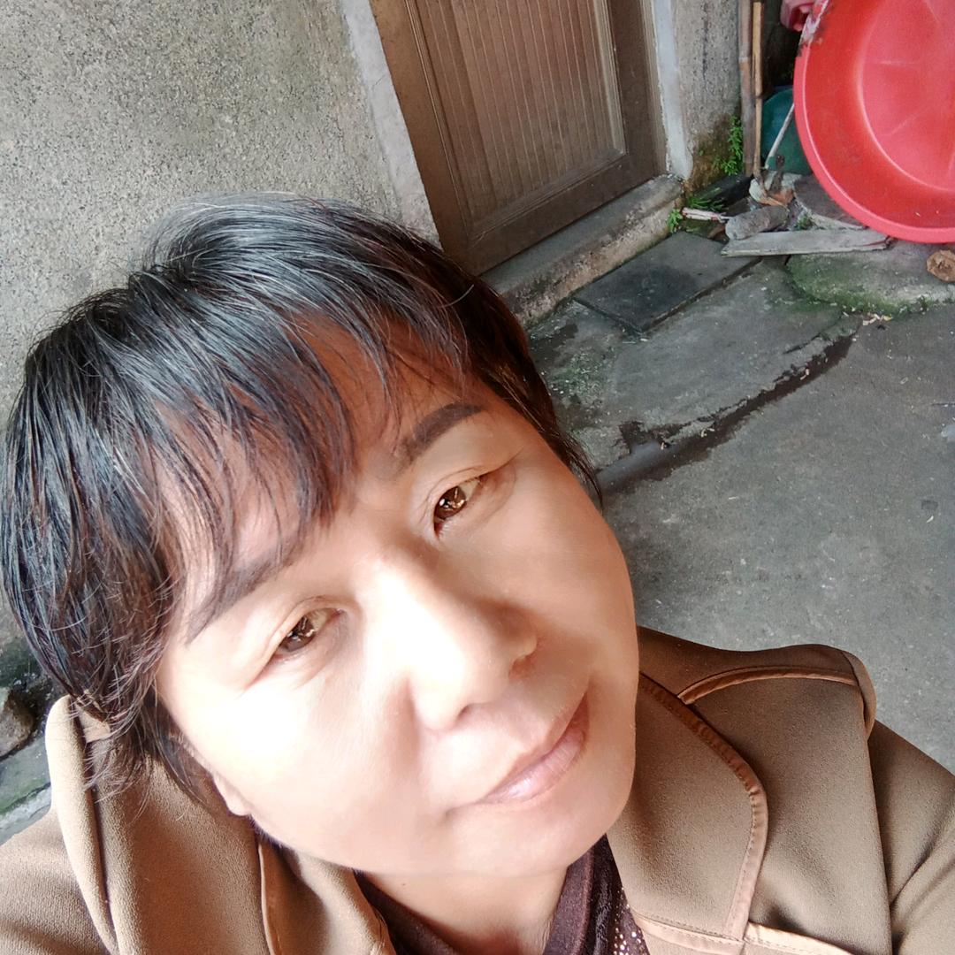 莲莲