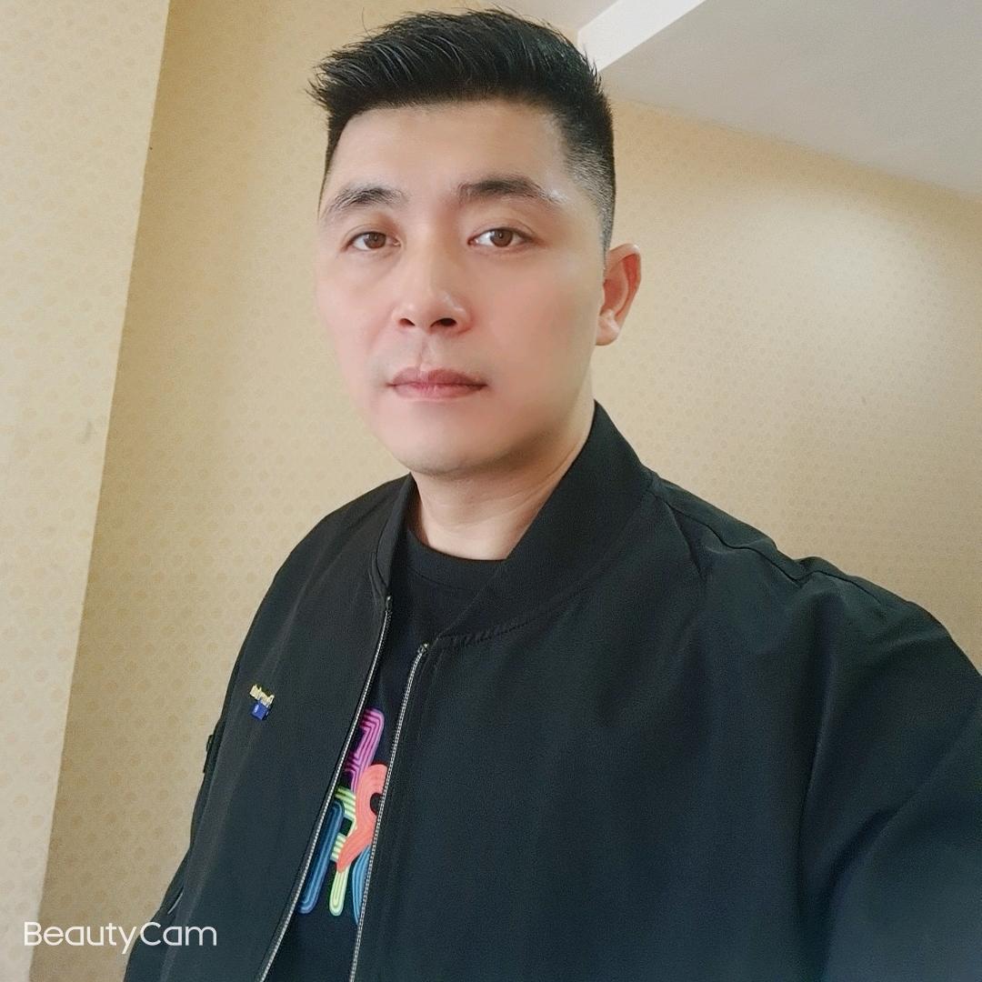 淡定哥   (助力新人)