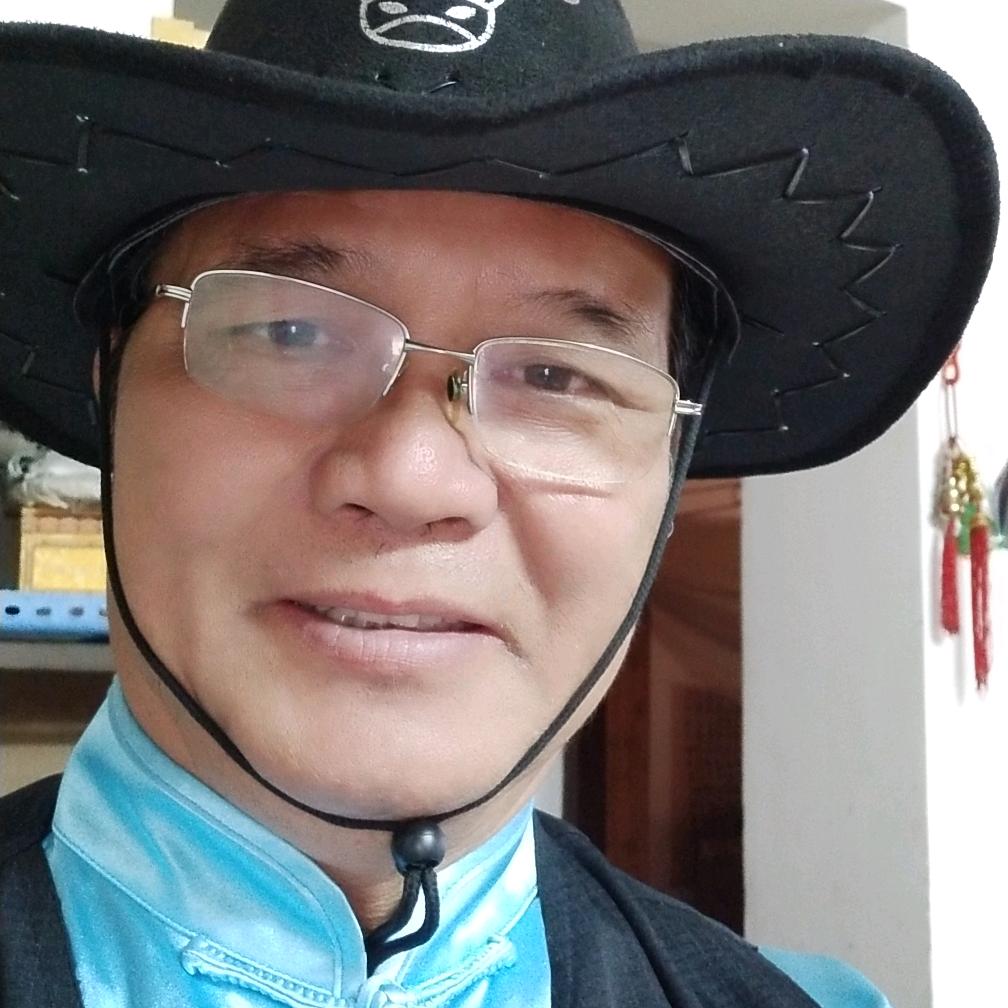 鸿儒欣辅传统文化覃老师