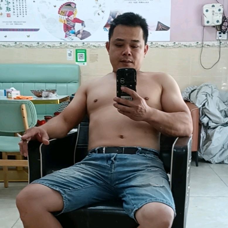 烈酒🍶伴浓烟🍦