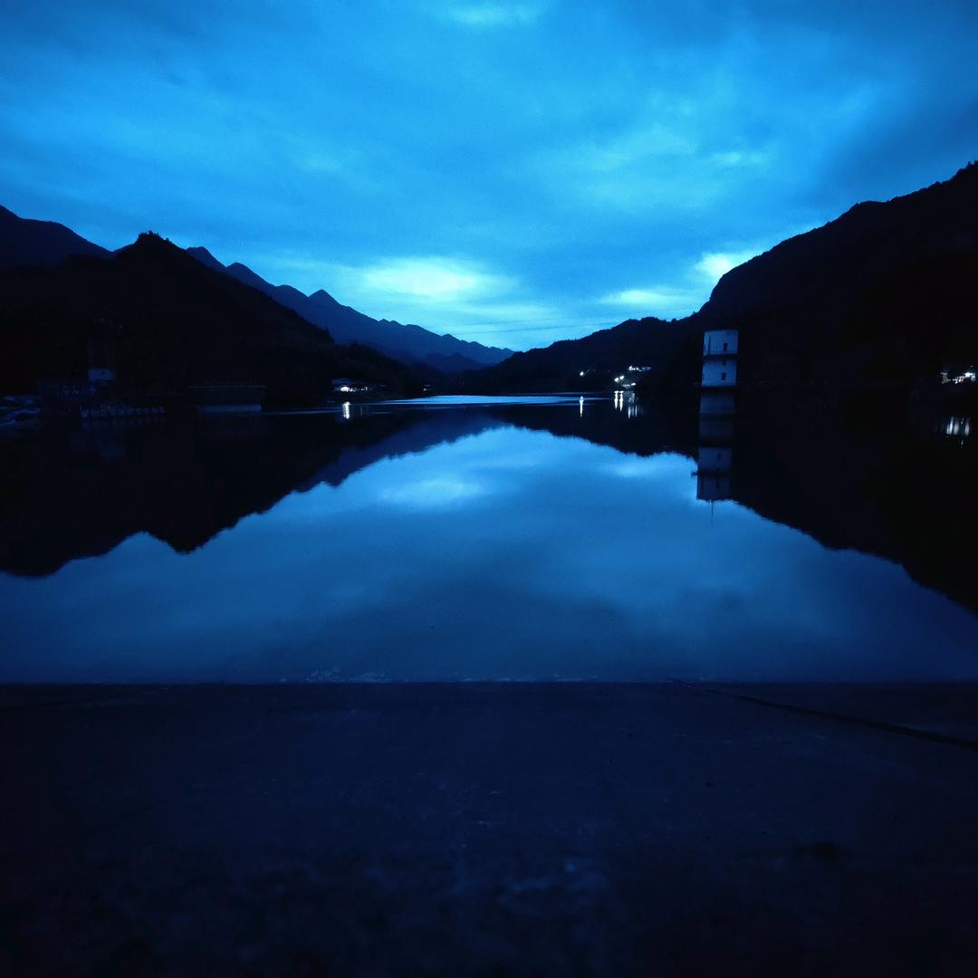 虏曼