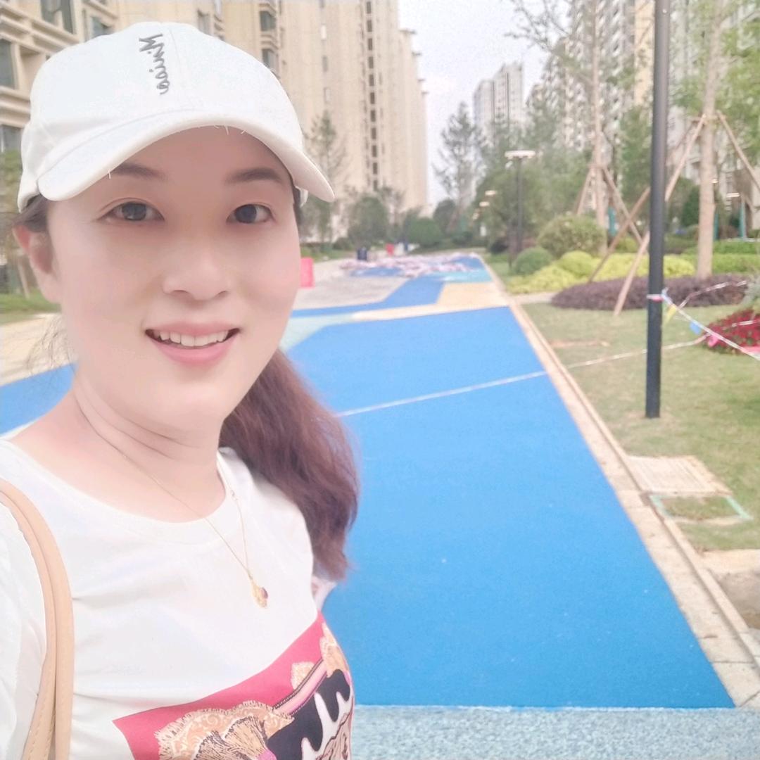 李惠一卓宏地坪