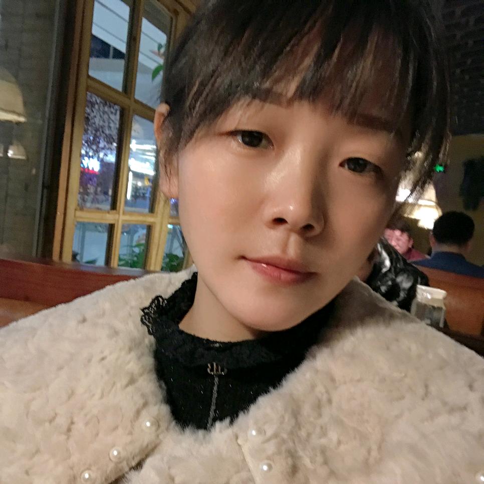 欣欣吖🎤首播 (晚23:10)