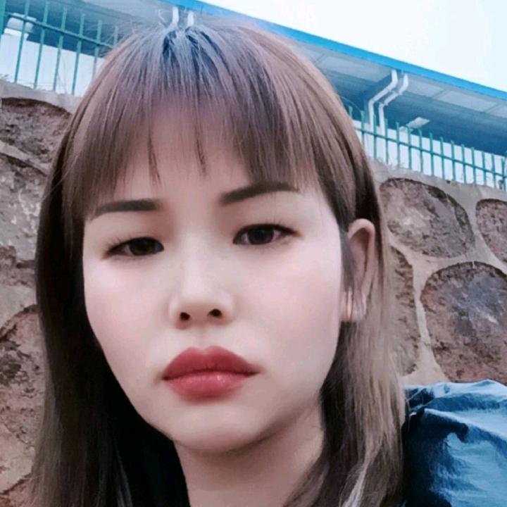💋小芳吖💕