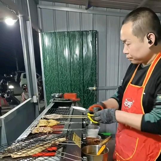 美味居饭店
