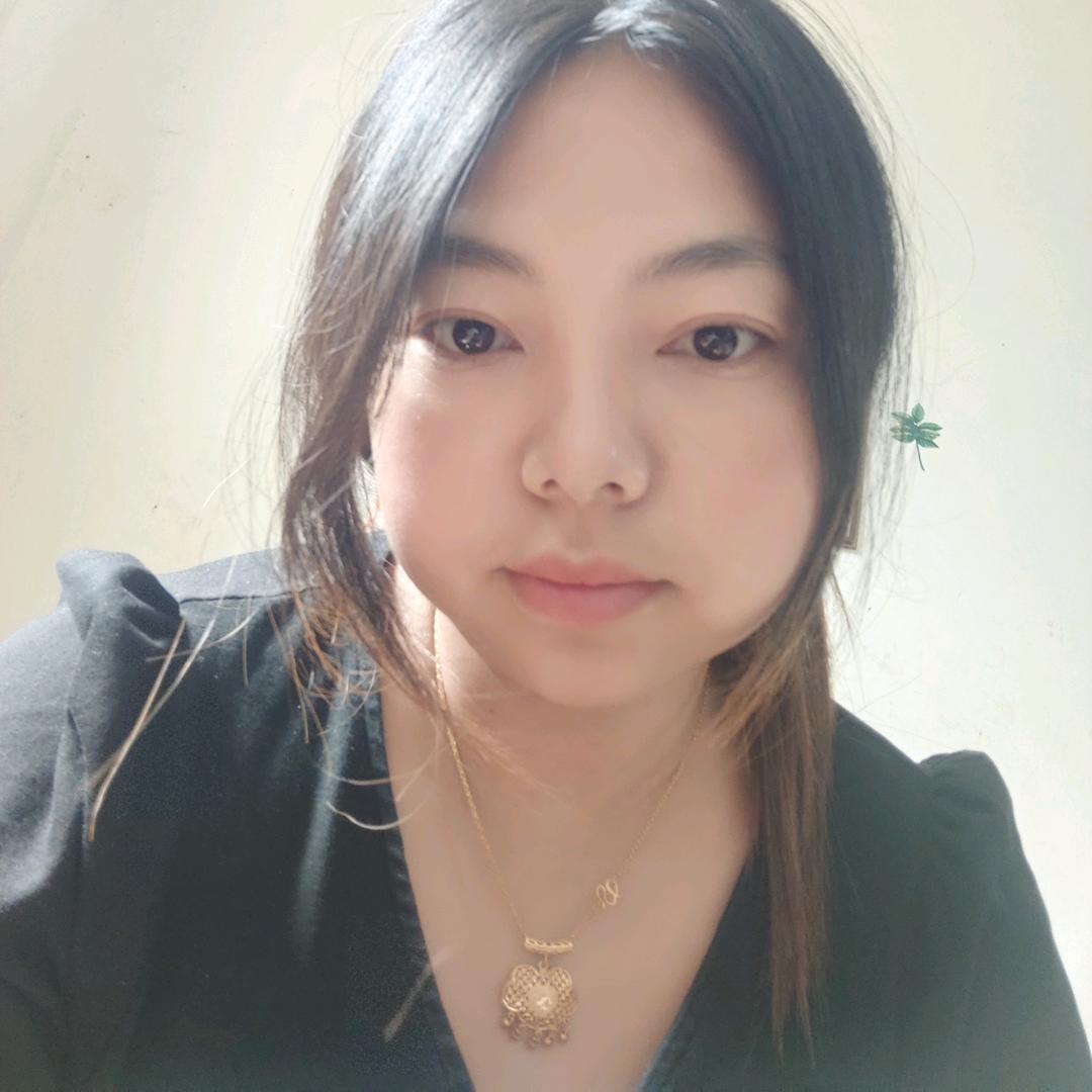 佩佩(ง •̀_•́)ง加油