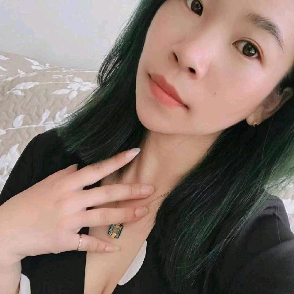 @搬砖小姐姐☞请勿连赞☜