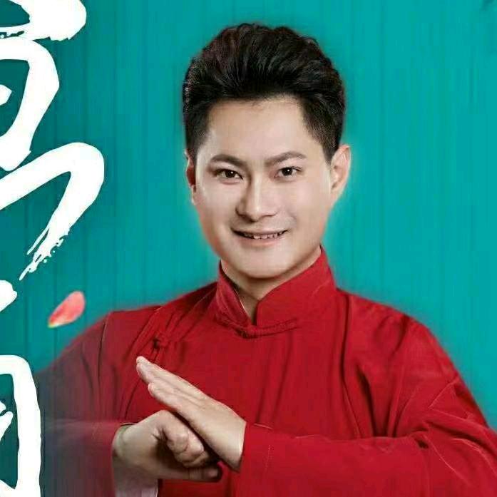 井建功（相声演员）