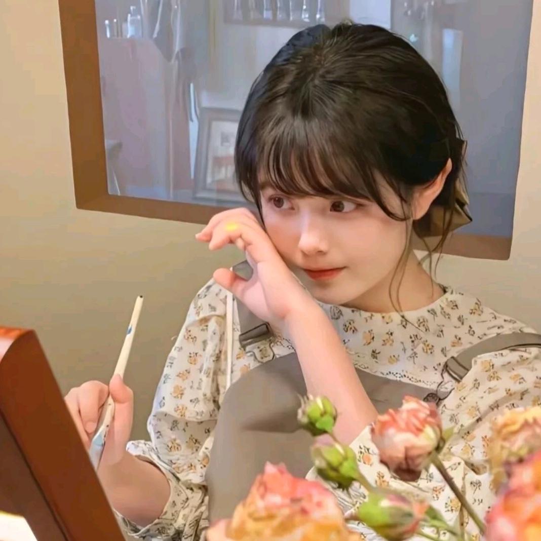 珞璃·͈* ̑̑