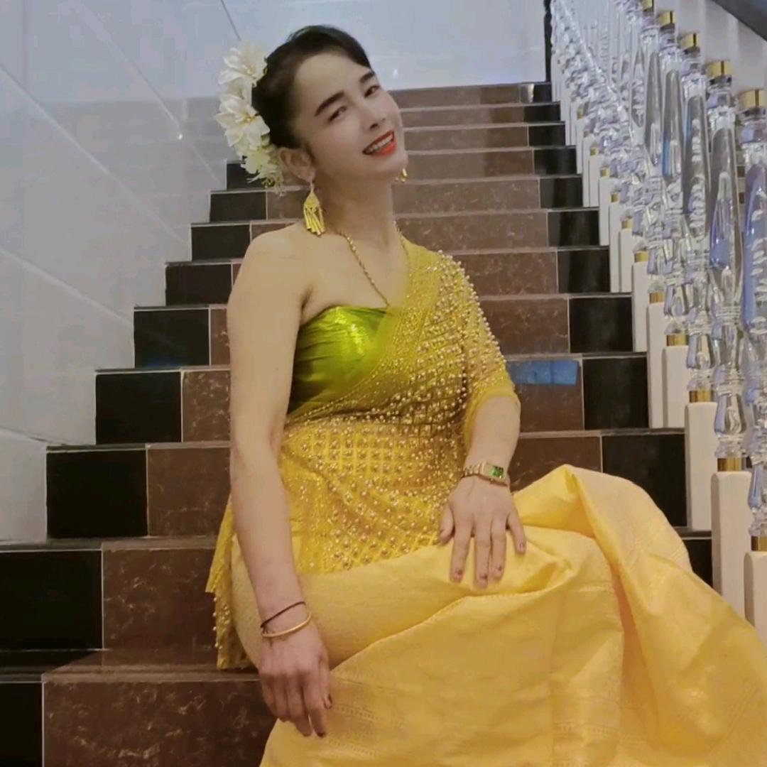 黄美金
