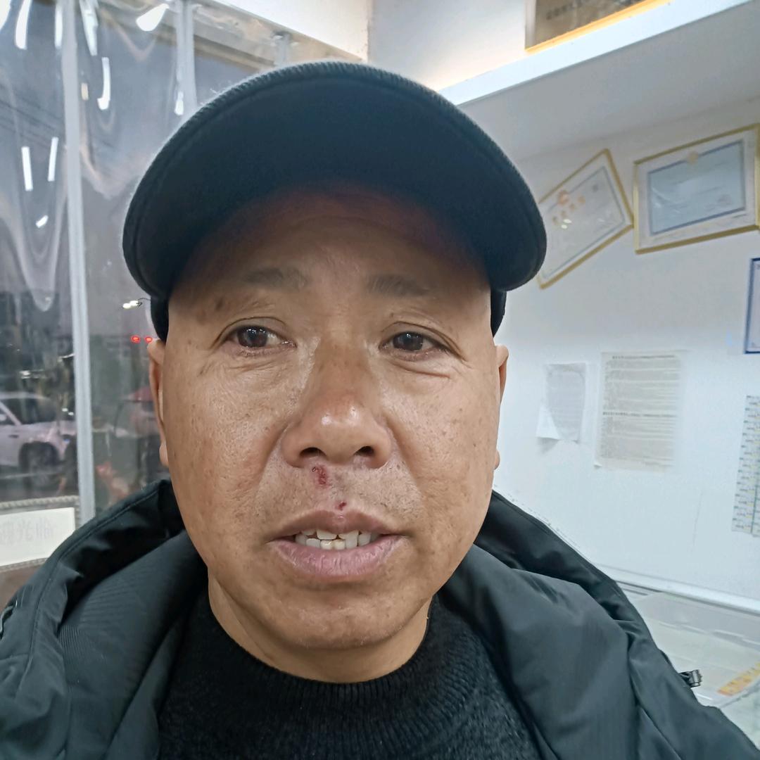 帅气老头