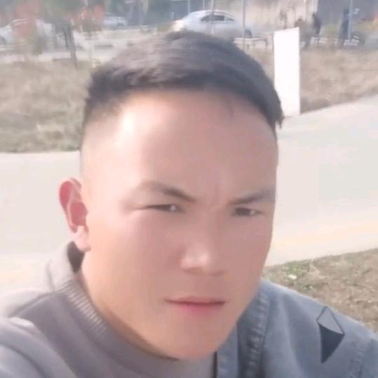 葛明明