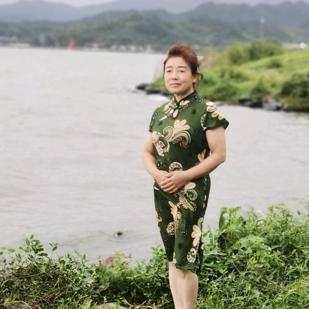 阿芳