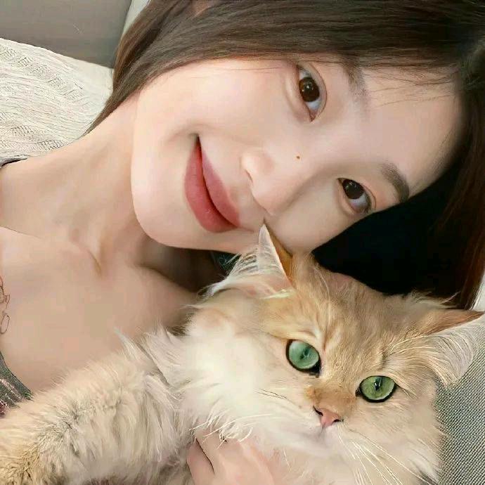 七吖七